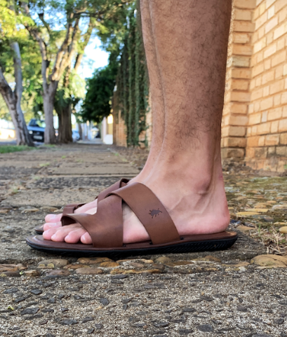 sandália masculina em couro
